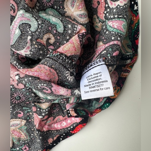 Croft & Barrow Bold Colorful Flowy Paisley Long Sleeve Top Blouse Women’s Medium - Picture 6 of 6